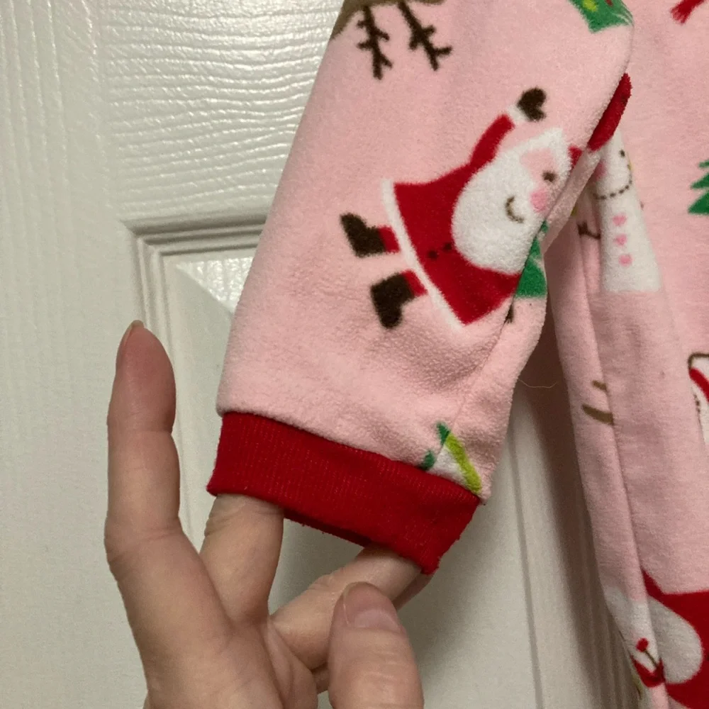 *Carter’s Pink Fleece Christmas Theme One Piece Footie Size 18M Sleeper #X